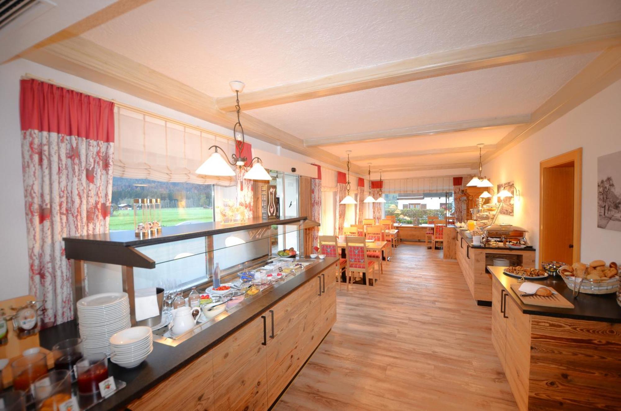 Hotel Cafe Fuggerhof 奥伯斯特多夫 外观 照片