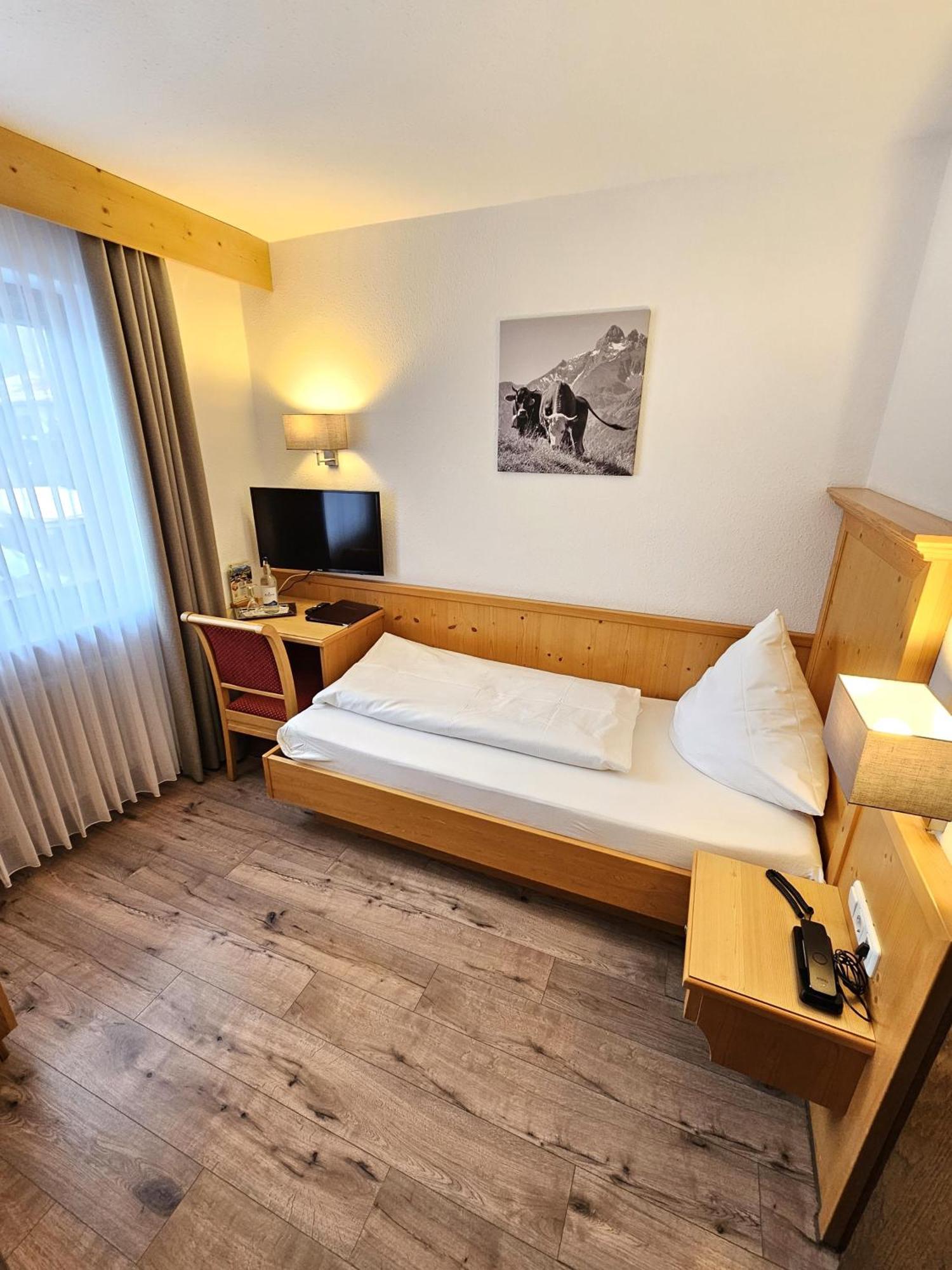 Hotel Cafe Fuggerhof 奥伯斯特多夫 外观 照片