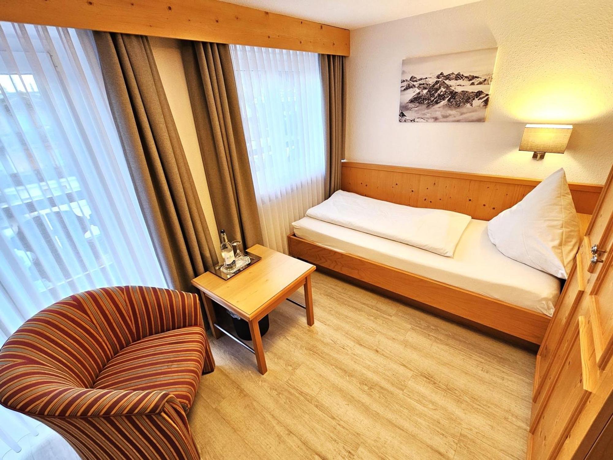 Hotel Cafe Fuggerhof 奥伯斯特多夫 外观 照片