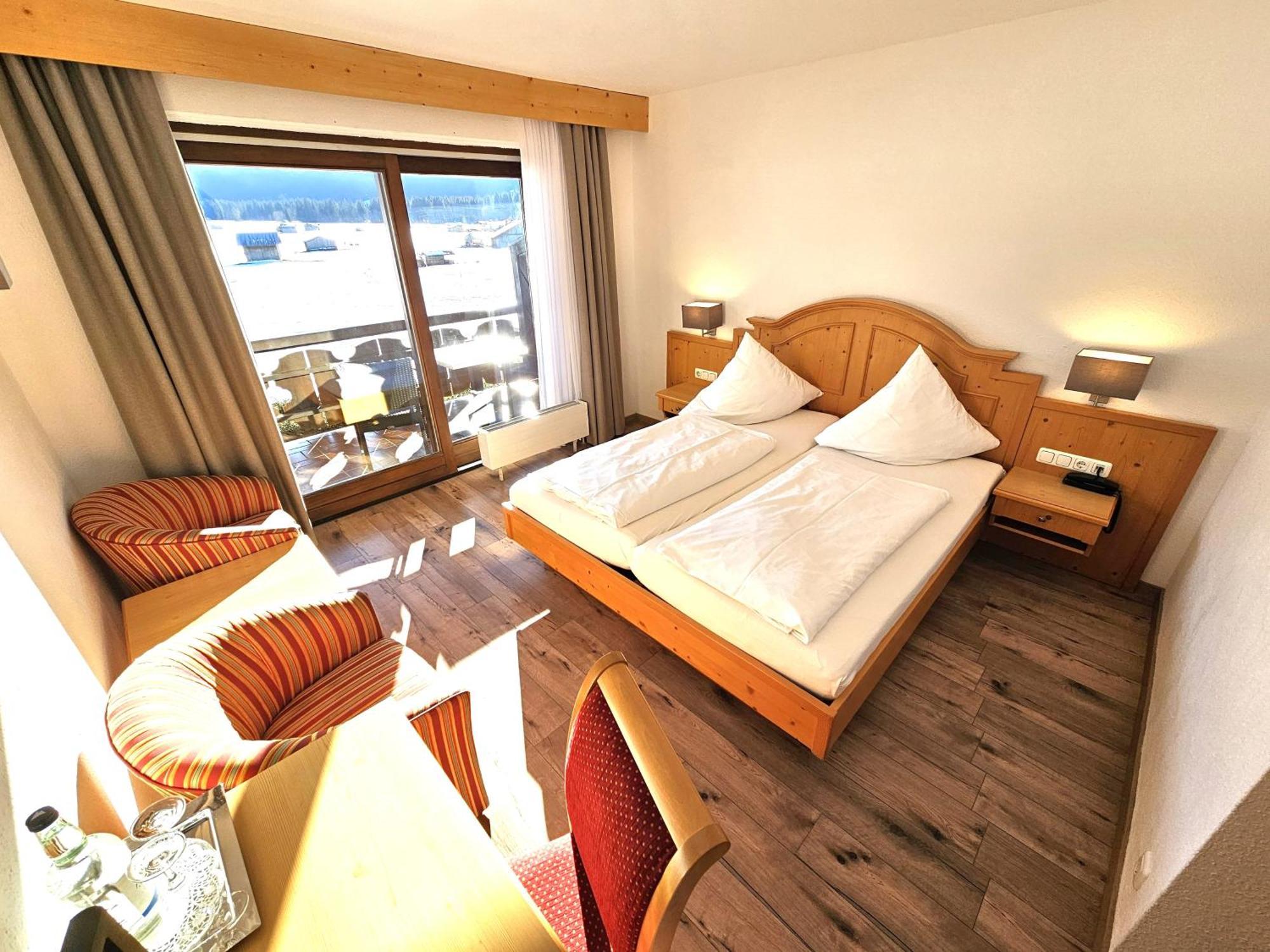Hotel Cafe Fuggerhof 奥伯斯特多夫 外观 照片