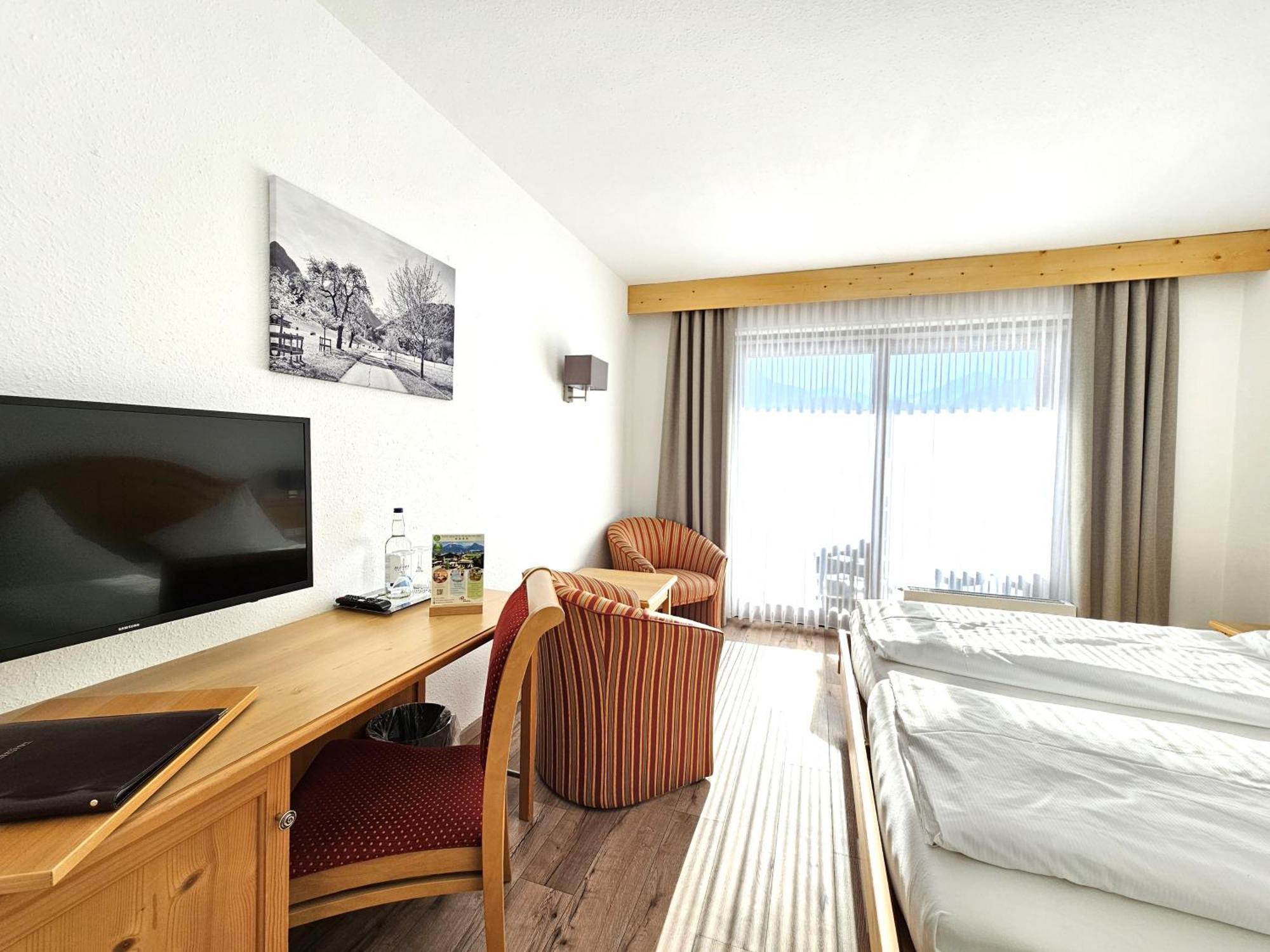 Hotel Cafe Fuggerhof 奥伯斯特多夫 外观 照片