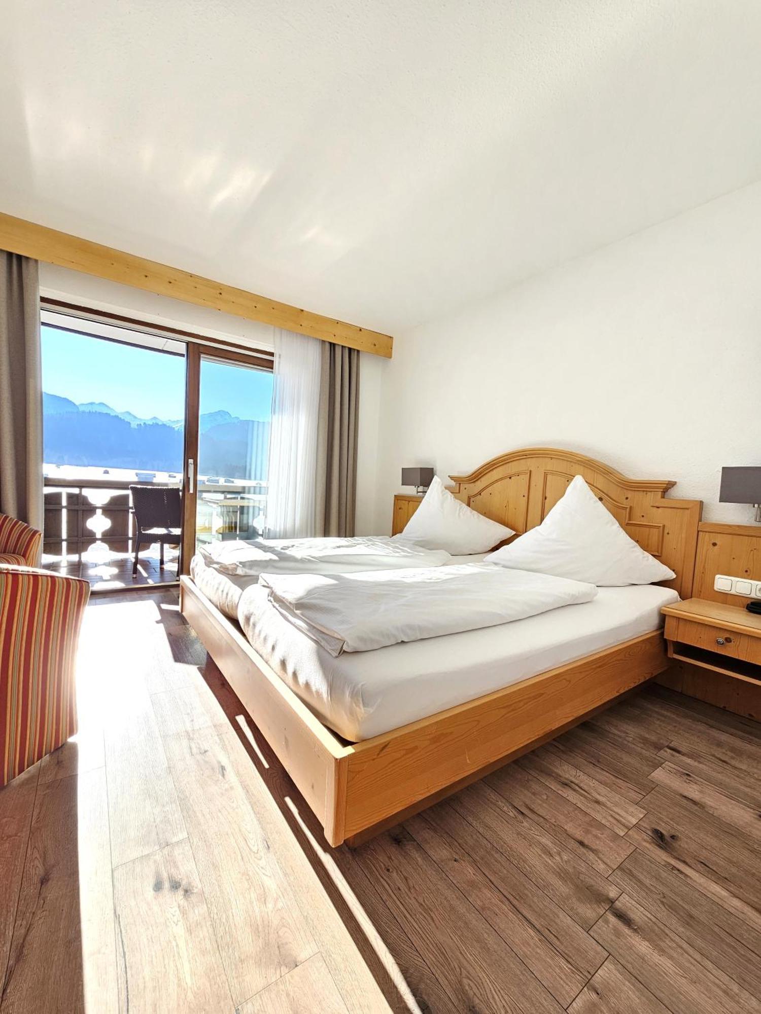 Hotel Cafe Fuggerhof 奥伯斯特多夫 外观 照片