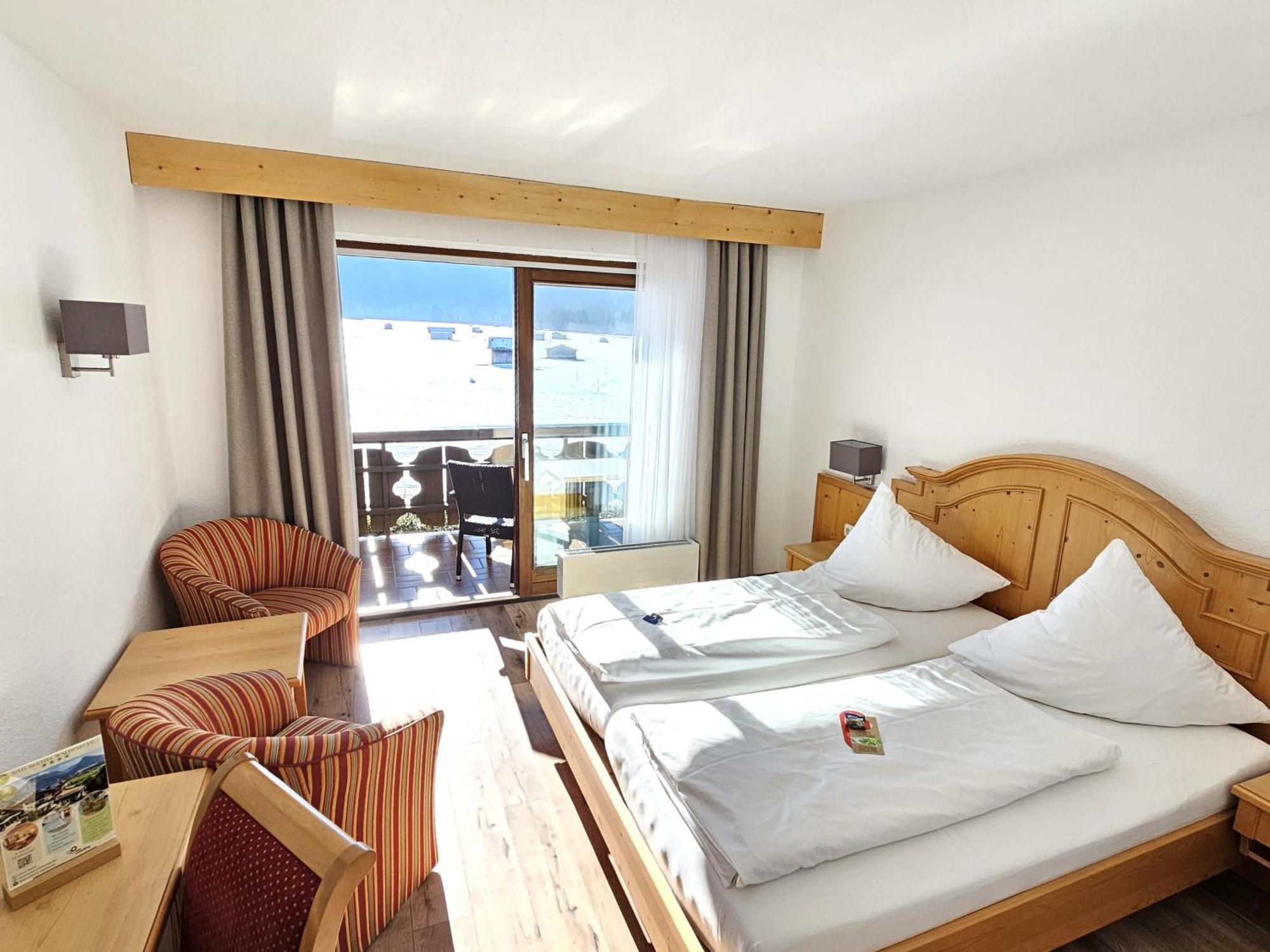 Hotel Cafe Fuggerhof 奥伯斯特多夫 外观 照片