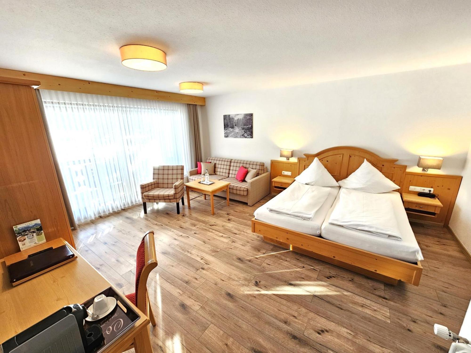Hotel Cafe Fuggerhof 奥伯斯特多夫 外观 照片