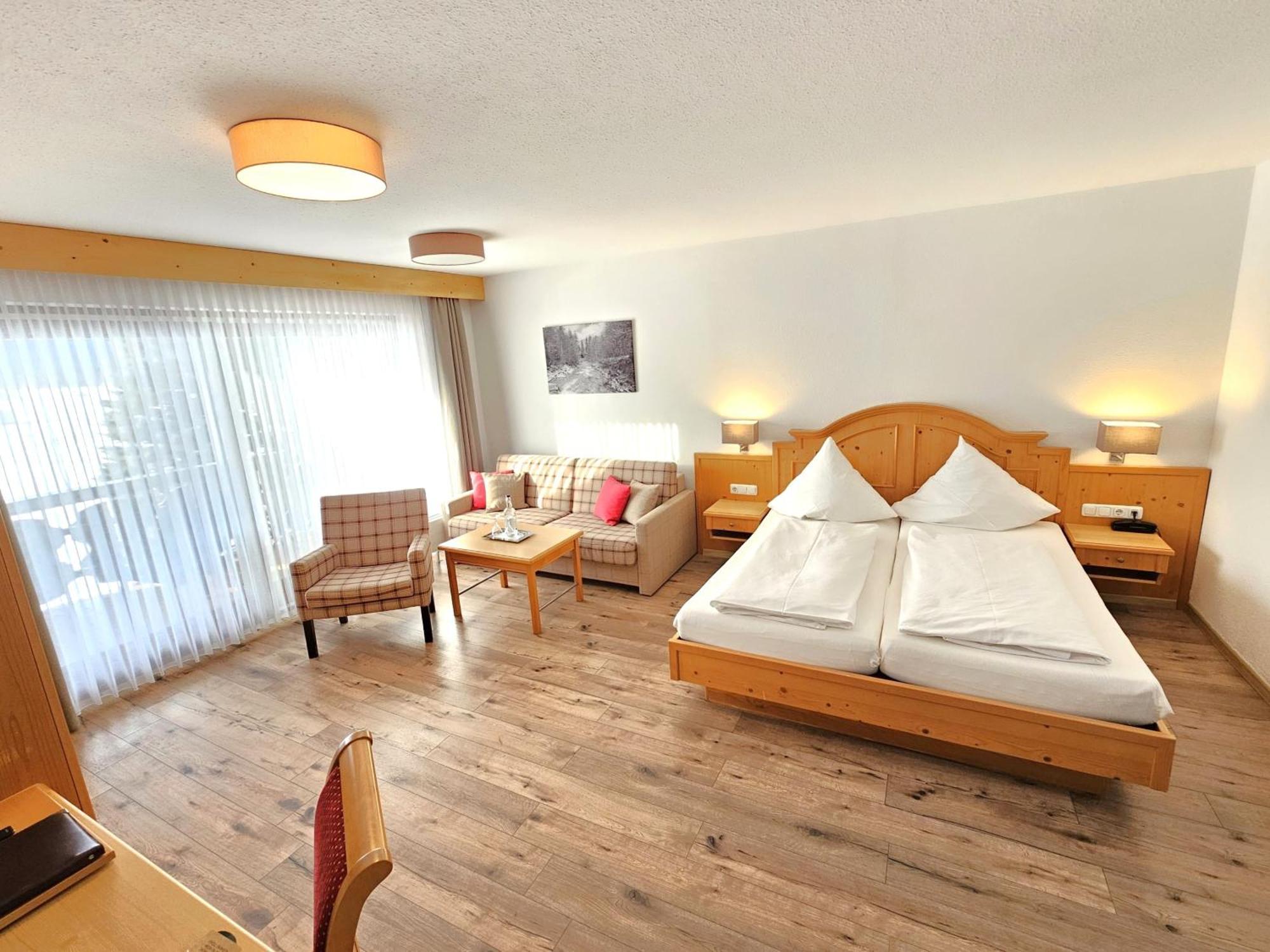 Hotel Cafe Fuggerhof 奥伯斯特多夫 外观 照片