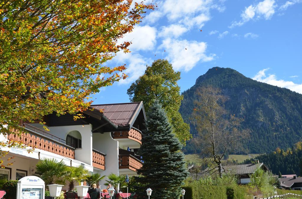 Hotel Cafe Fuggerhof 奥伯斯特多夫 外观 照片