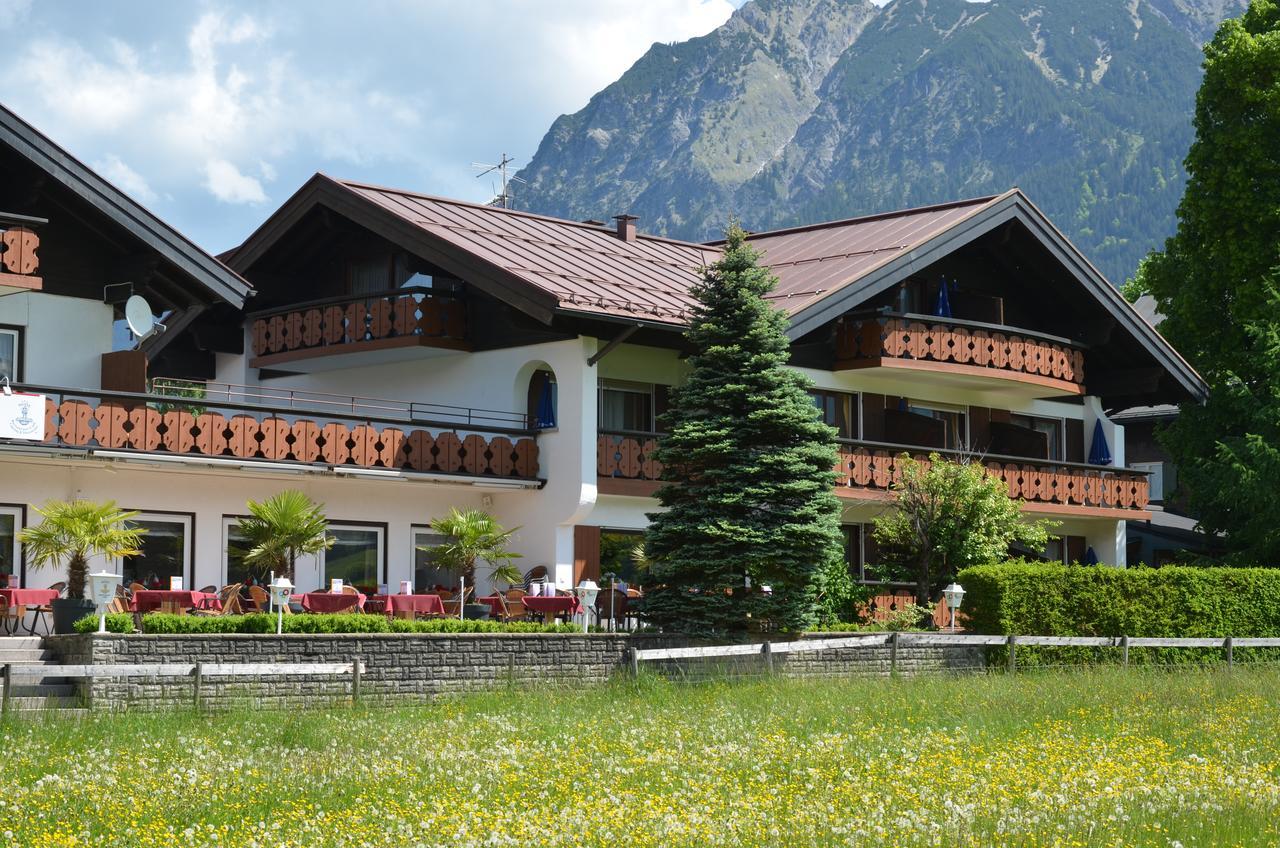 Hotel Cafe Fuggerhof 奥伯斯特多夫 外观 照片